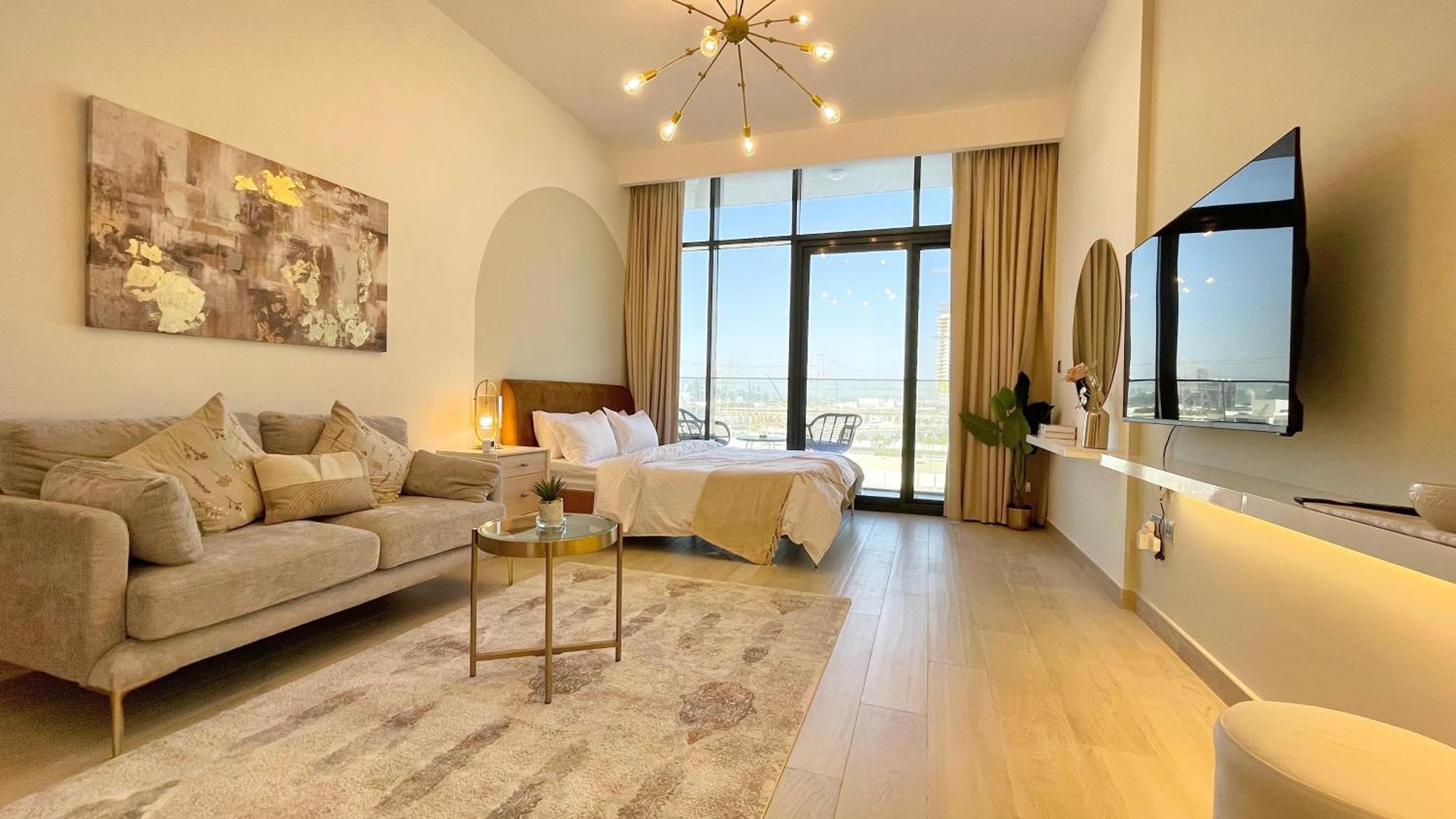 Luxury Interior With Direct Burj Khalifa Views In The Heart Of Apartment *